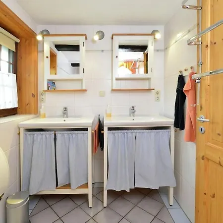 Holiday home In Loewensen With Terrace